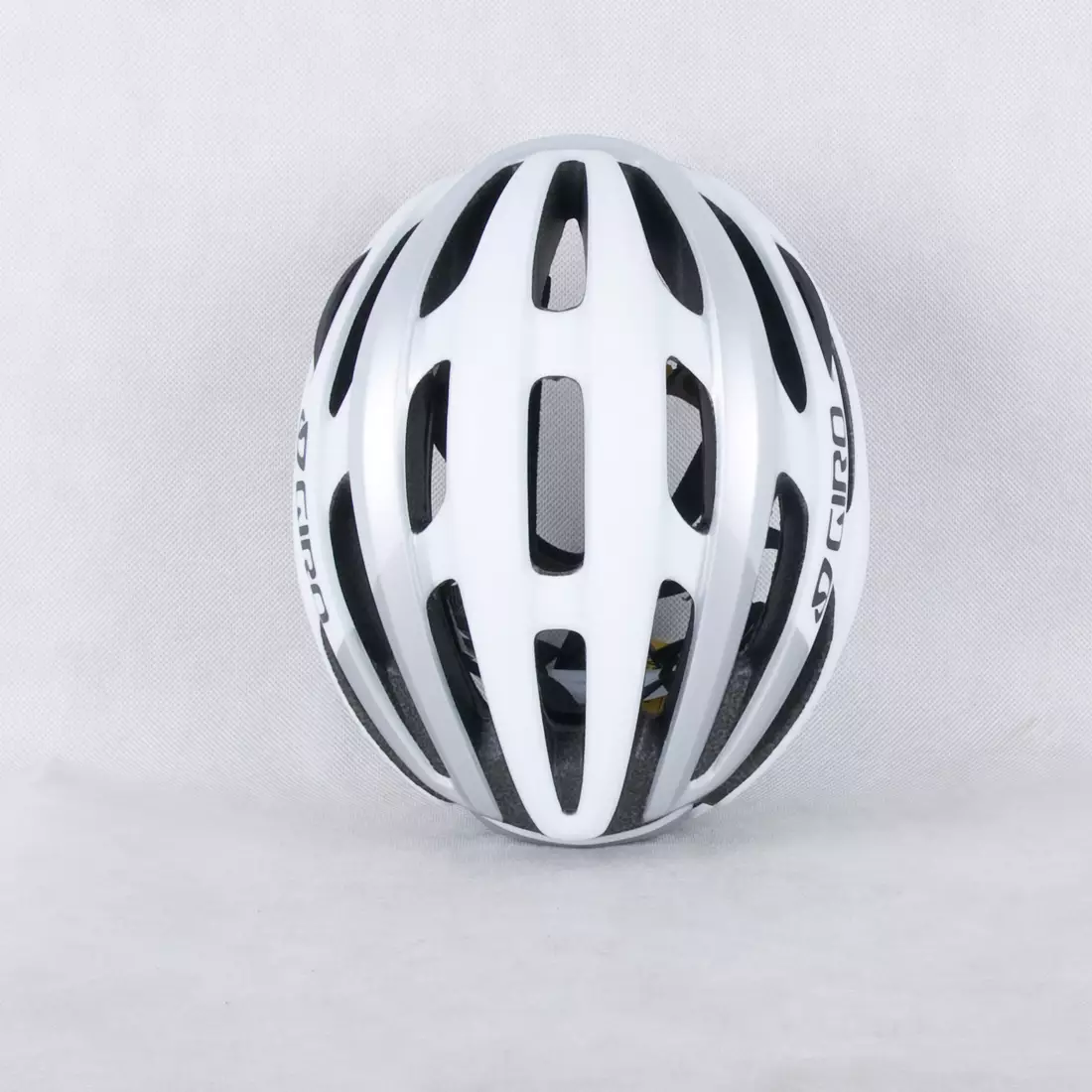 GIRO FORAY MIPS - bielo-strieborná matná cyklistická prilba
