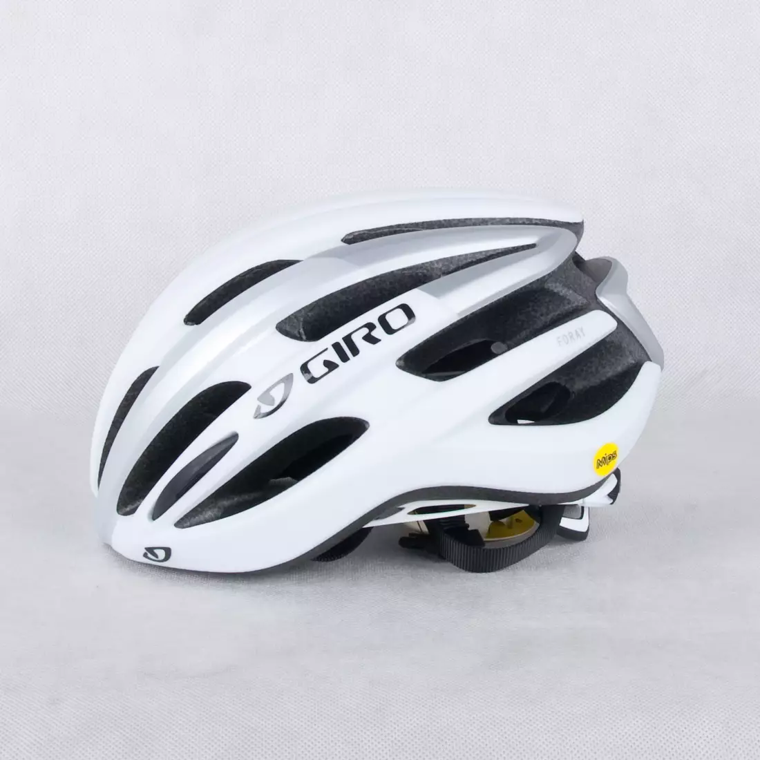GIRO FORAY MIPS - bielo-strieborná matná cyklistická prilba