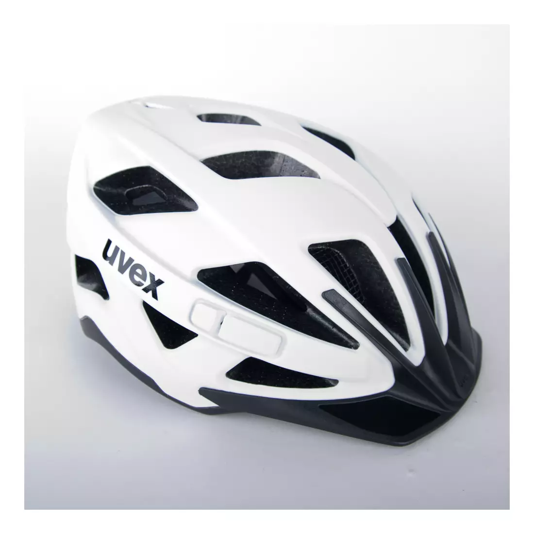 Cyklistická prilba UVEX Active CC, matná biela