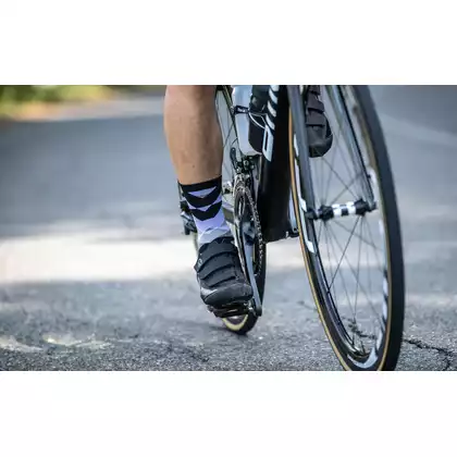 Rogelli SCALE RCS-14 cyklistické ponožky 007.151 Bielo-čierne