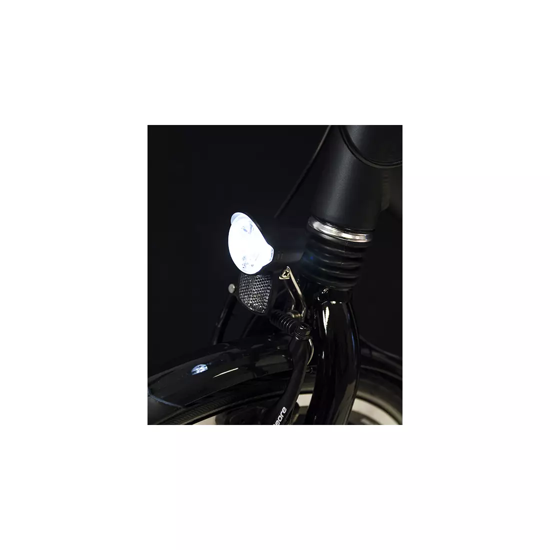 Predné svietidlo na bicykel SPANNINGA BRIO 15 lux/80 lumenov pod dynamom SNG-H634008
