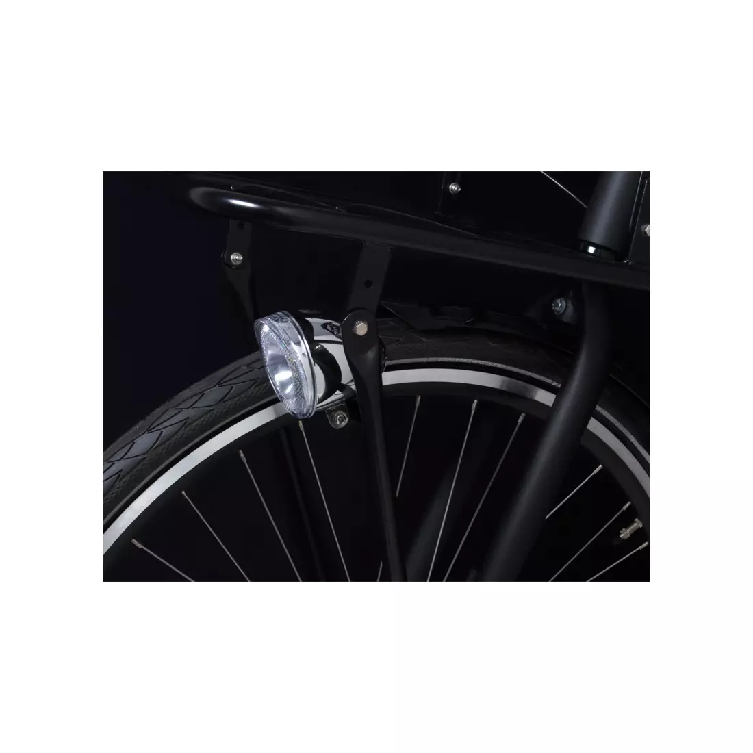 Predné svietidlo na bicykel SPANNINGA SWINGO XDO 10 luxov / 50 lúmenov pod dynamom chrom (NEW) SNG-H070309