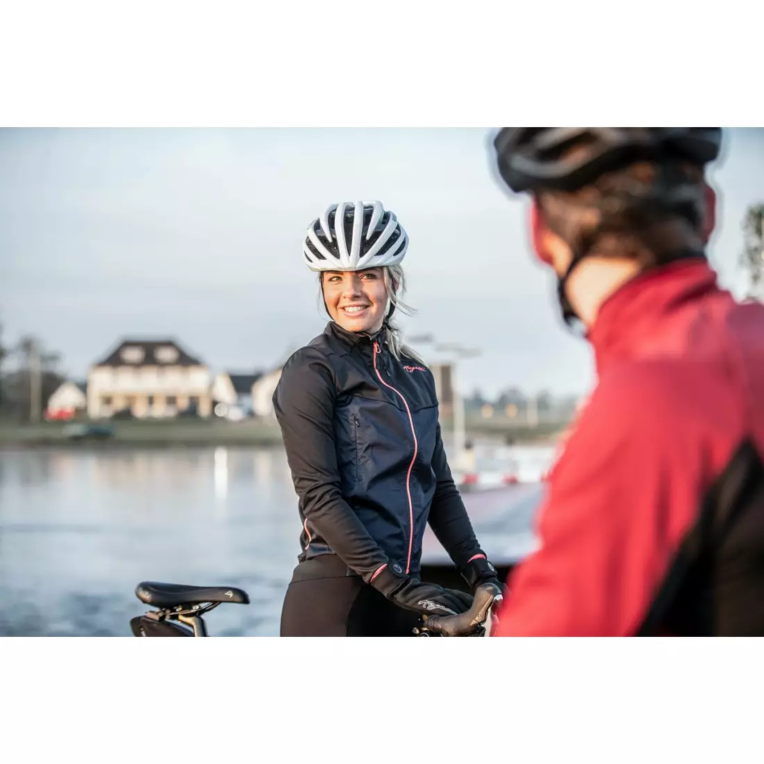 ROGELLI CONTENTA dámska ľahká zimná cyklistická bunda, tmavomodrá, čierna a ružová 
