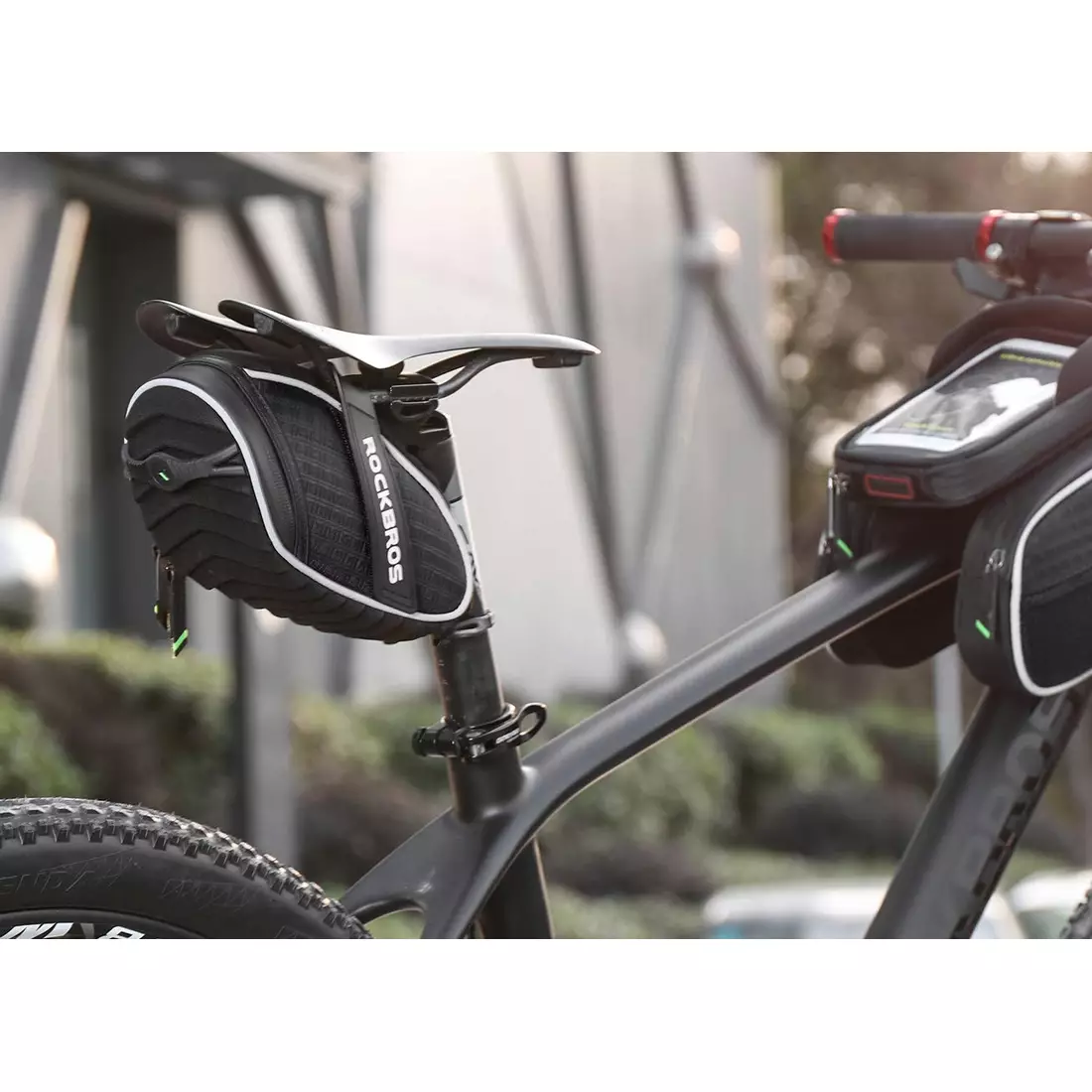 Rockbros Sedlová taška na bicykel na suchý zips, čierna C16-BK