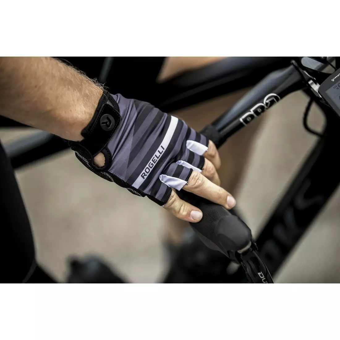 ROGELLI pánske cyklistické rukavice STRIPE black 006.310