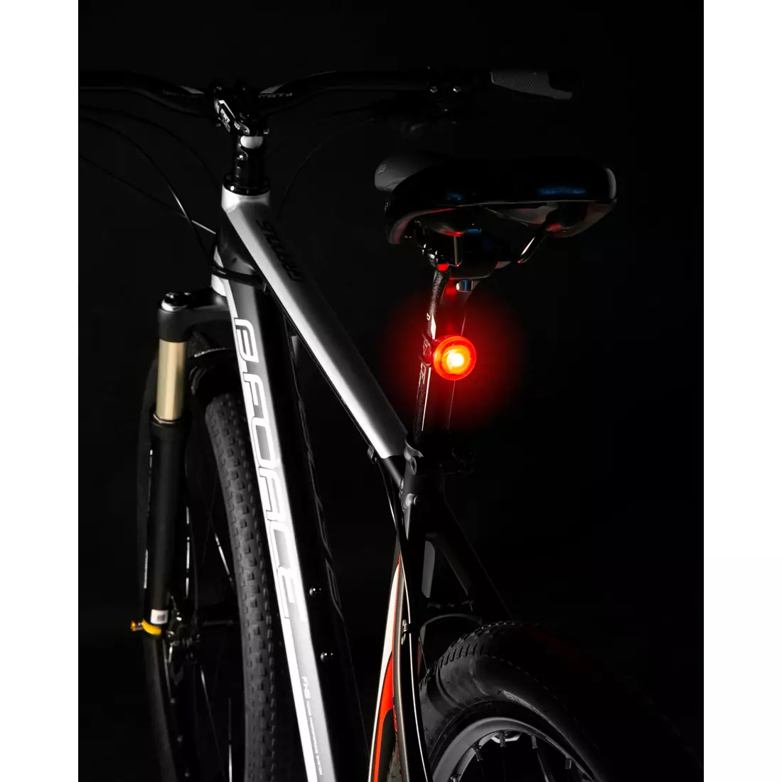 FORCE sada svetiel na bicykel TWIST led 45441