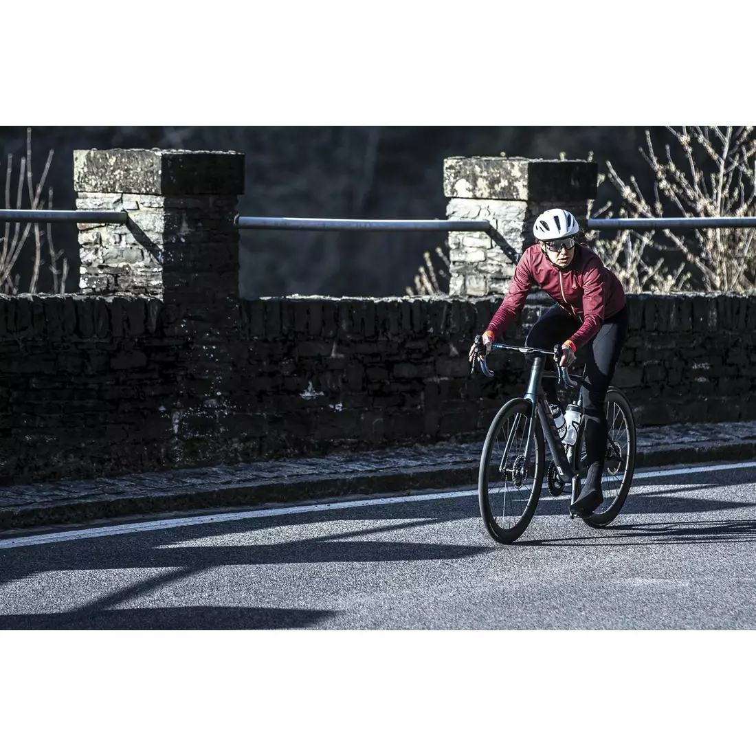 ROGELLI dámska zimná cyklistická bunda ESSENTIAL Bordeaux/Coral ROG351098