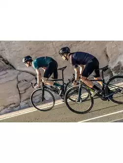 Rogelli DISTANCE pánske cyklistické šortky s trakmi, čierna