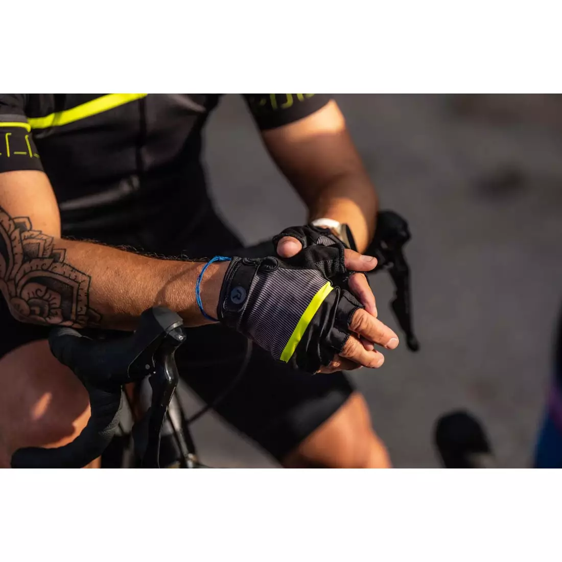 Rogelli HERO II cyklistické rukavice, čierny fluór