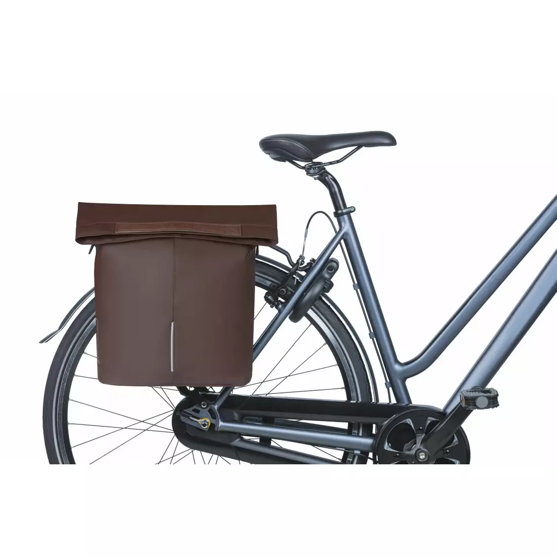 BASIL CITY SHOPPER VEGAN LEATHER zadný kufrík na bicykel 14 L, hnedý